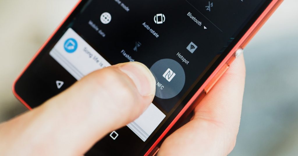 Cara mengaktifkan fitur NFC (AndroidPIT)