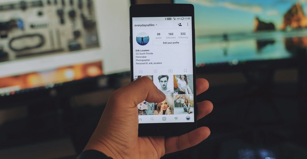 cara menghapus semua foto instagram sekaligus (Shopify)