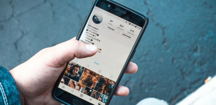 Cara menyimpan semua foto Instagram sekaligus (Unsplash)