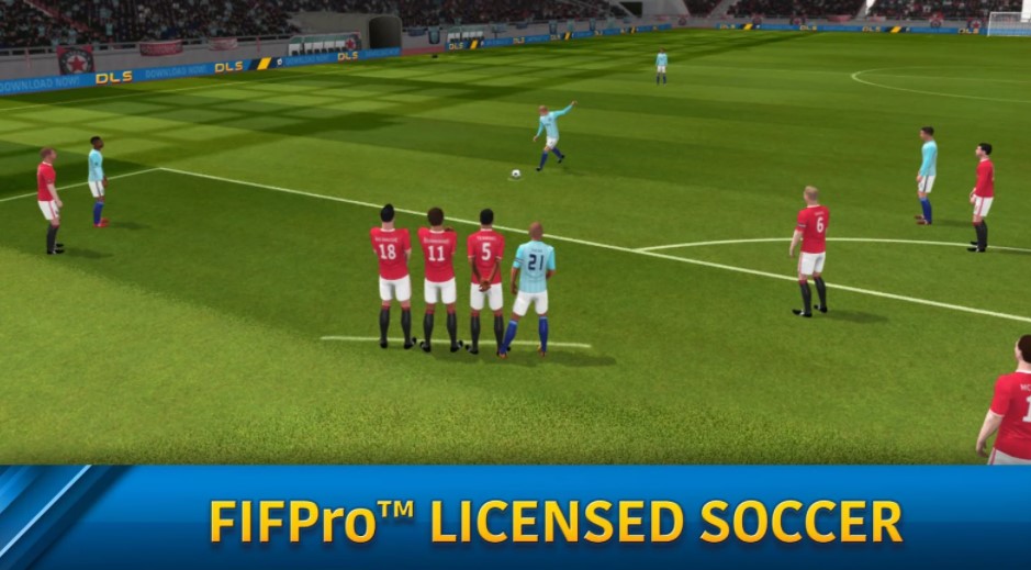 Dream League Soccer (Play Store)