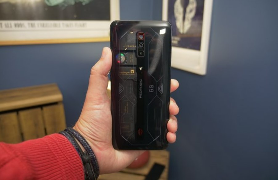 Kelebihan dan kekurangan ASUS ROG Phone 5s Pro